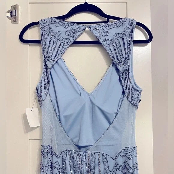 Adrianna Papell Sleeveless
Beaded Mermaid Gown In Blue size 8 - Picture 10 of 15